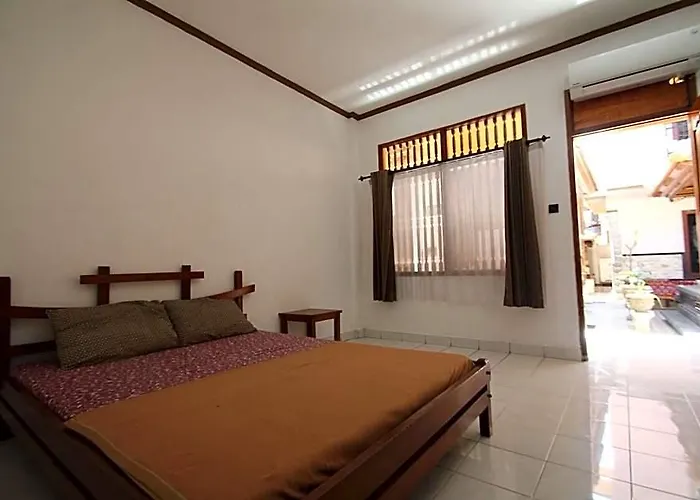 Homestay Kempu Taman Ayu I *